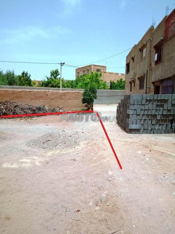 بقعة ، واجهتان - 2