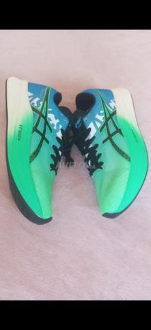 حذاء أسيكس 39 و 40 علوي - 2