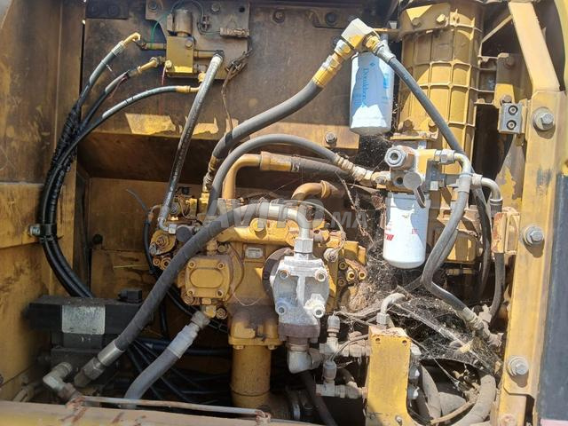 Caterpillar 320D - 2