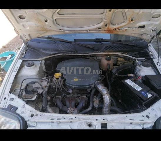 Clio 2 classique taxe 650 dh 8 cv voiture bien - 2
