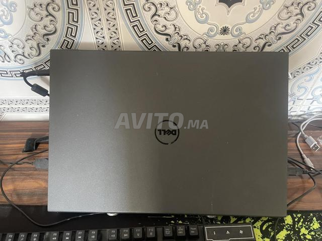 حاسوب محمول بشاحنه الأصلي - 2