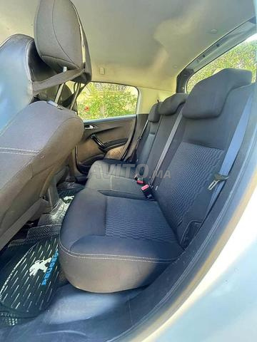 Peugeot 208 diesel à vendre - 2