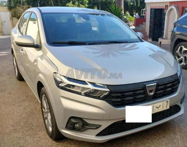 Dacia Logan Essence Automatique 2022 à Casablanca