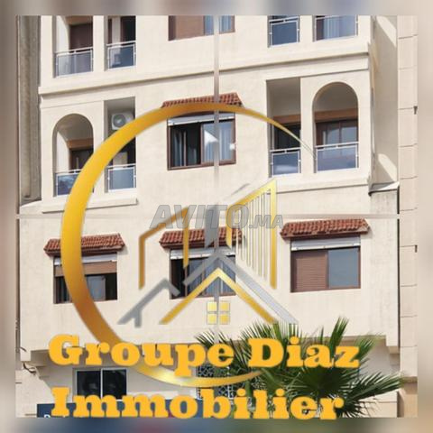 Maison à vendre 3 étages avec 2 garages et vue dégagée - 2