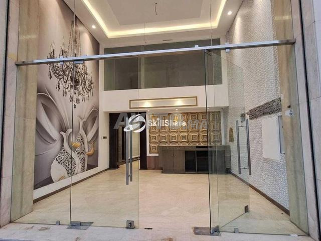 محل تجاري للإيجار 318م2 – بورغون - 2