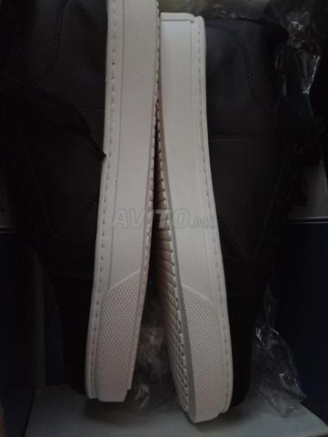 حذاء رياضي جديد بعلبته مقاس 42 - 2