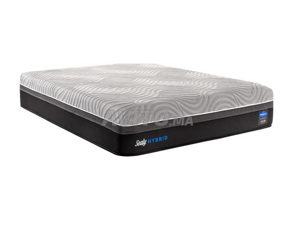 Matelas Sealy à vendre - 2
