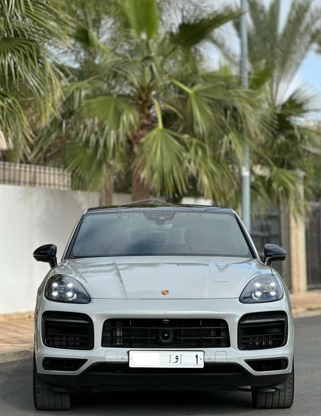 Porsche Cayenne Hybrid 2023 