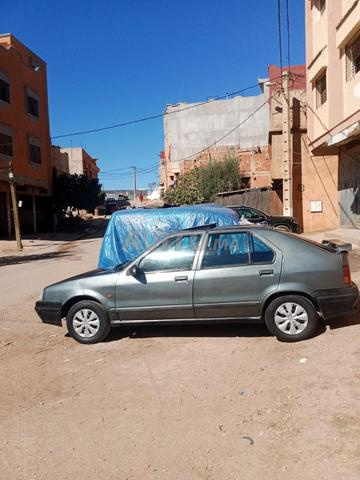 Renault 19. Modèle 92 Douane 99