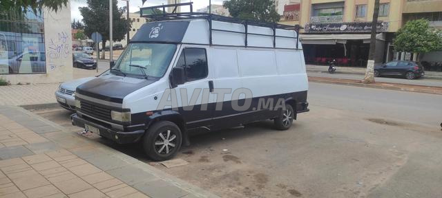Fiat Ducato propre 81 douane 94 moteur Iveco