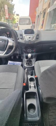 فورد فييستا بحالة ممتازة جميع الكماليات - 2