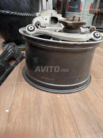 قطعة لسيارة بورش - 2