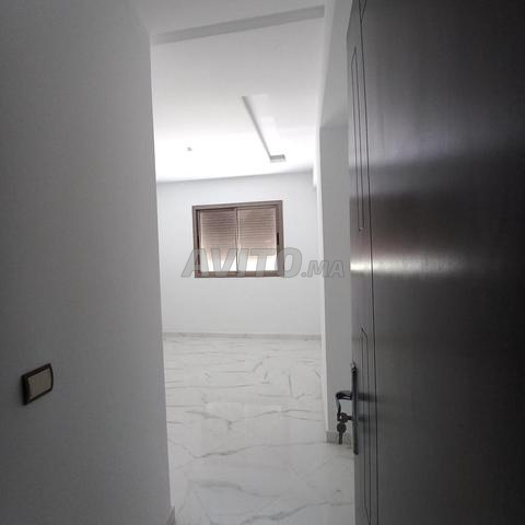 شقة 4 غرف 2 حمام كراج مصعد بلكون على الشارع - 2