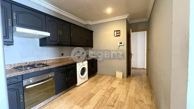 CMN-MA-2422 - شقة للإيجار في المعاريف - 2