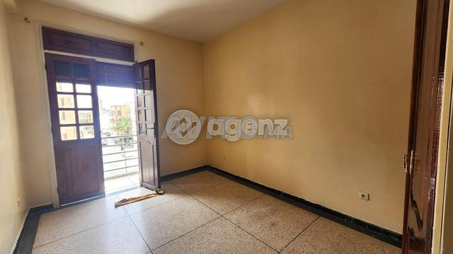 AGA-AG-1163 - شقة للبيع في حي السلام - 2