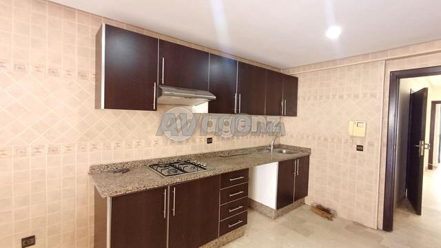 CMN-MA-2400 - شقة للبيع في Les Hôpitaux - 2