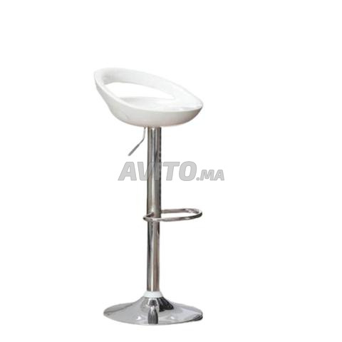 كرسي صغير متعدد الاستعمالات باللون الأبيض / خزانة ملابس - 2