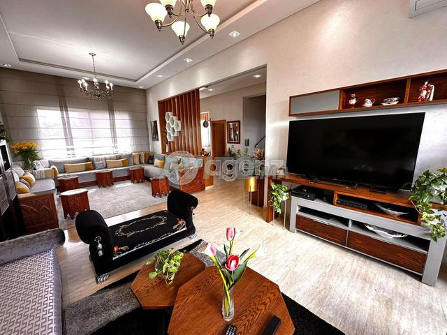 NOU-BO-1020 - Villa à vendre à Bouskoura