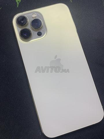 iPhone 13 Pro Max 128 Go batterie 76