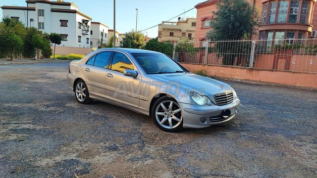 Mercedes Benz c220 avant-gardes