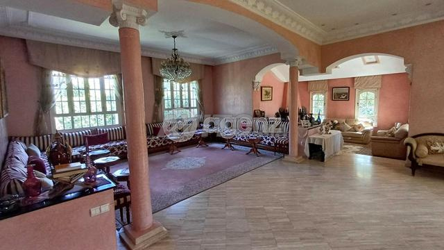 CMN-AC-2102 - Villa à vendre à Sidi Maarouf