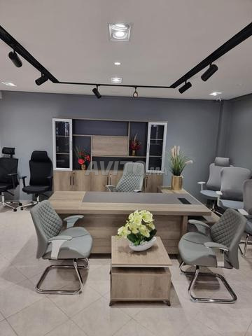 Bureau professionnel moderne en promotion - 2