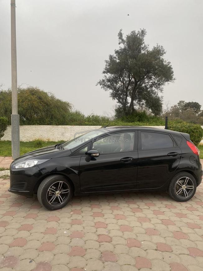 Voiture économique Ford Fiesta faible km
