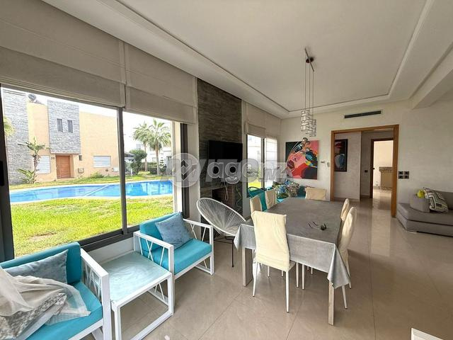 BER-SI-1005 - Villa à vendre à Berrechid - 2