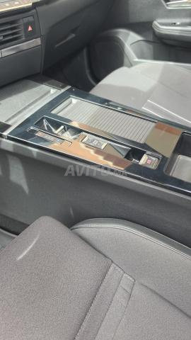 Opel Astra Diesel Automatique 2024 à Marrakech - 2