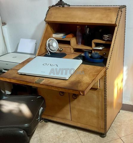 مكتب جلدي - 2