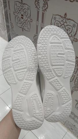 سبرديلة للبيع، باقة جديدة، مقاس 40، من أوروبا - 2