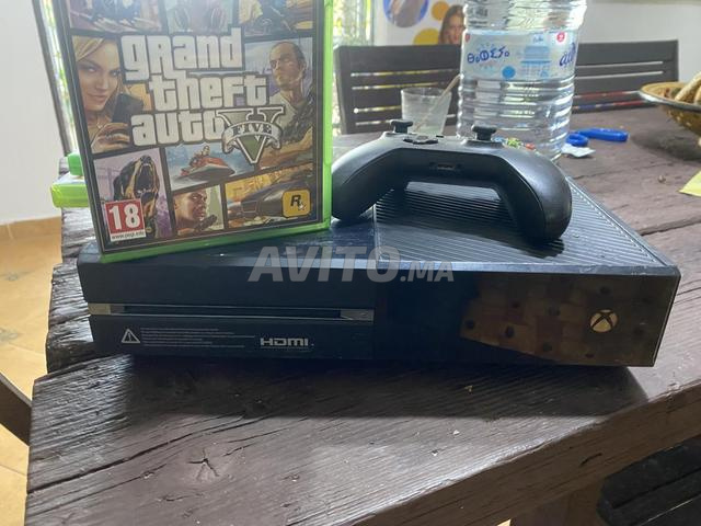 جهاز إكس بوكس ون مع 4 ألعاب - 2