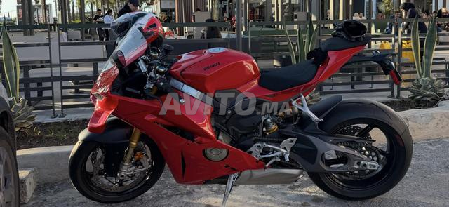 Ducati Panigale V4s - 2