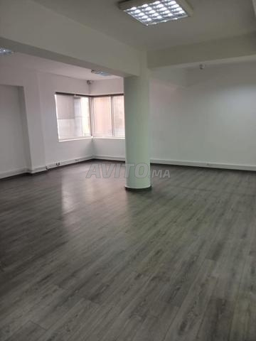 مكتب مجهز للإيجار بشارع رئيسي بالمعاريف بجانب ماكدونالدز - 2