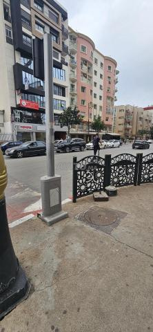 مكتب بجوار المركز الأمريكي - 2