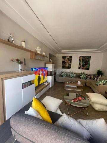Appartement à louer 130 m² à El Menzeh