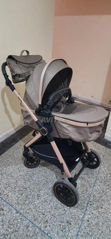 Poussette Kidilo neuve réglable avec sac