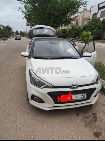 هيونداي i20 بنزين بحالة ممتازة - 2