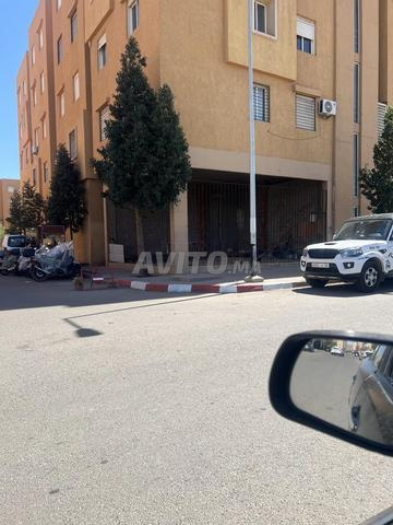 محل للبيع - 2