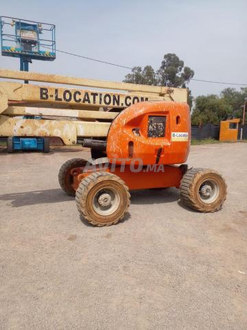 Nacelle articulée 16m JLG