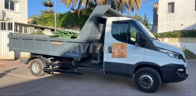 Camion benne à vendre bon état