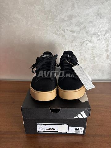 أحذية أديداس 40 - 2
