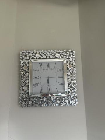 أعرض مرآة للبيع