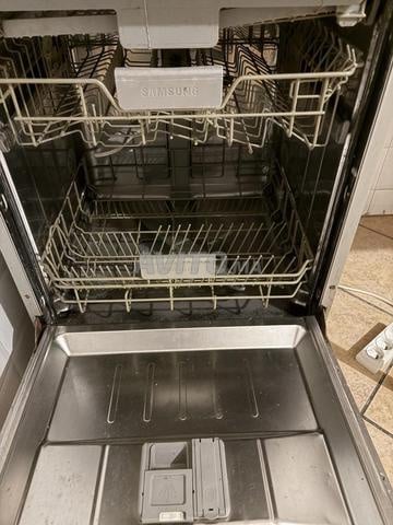 غسالة صحون سامسونج بحالة ممتازة