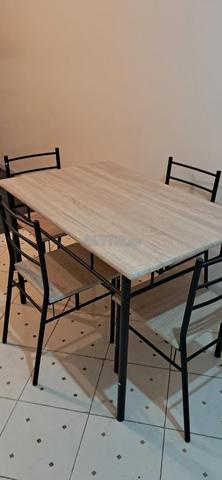 بيع غرفة طعام طاولة بأربع كراسي - 2