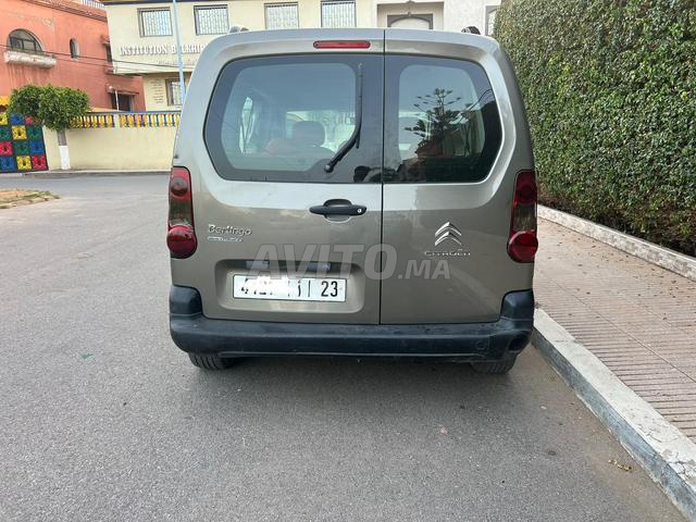 Citroën Berlingo Diesel 2012 climatisé très bien - 2
