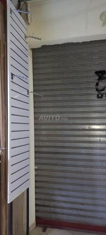 Local pour vente de vêtements - 2