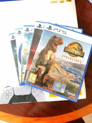 PLAYSTATION 5 SLIM STANDARD AVEC 5 JEUX CD - 2