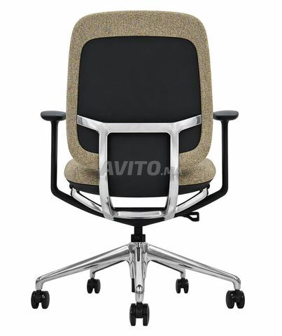 كرسي عامل نسيج بيج