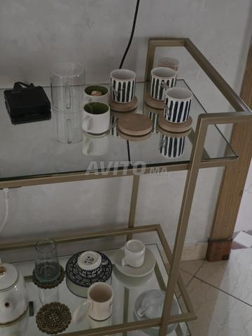 طاولة خدمة زجاجية للديكور والتأثيث. - 2